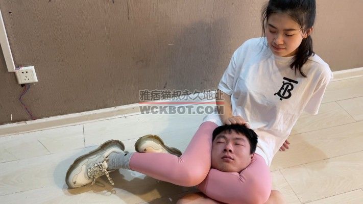 【蛋碎娇娃】『超S·联盟』悲催的瘦小M YC-231022-5