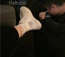 【尤物大大】车内双S调-跪舔运动鞋棉袜 bf36234