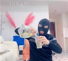 【不期而遇】鞋底就是你的亲妈-醒酒器里的圣水 JS240121-2