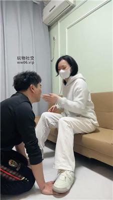 【刘二狗】转胯狗爬-抽耳光-舔小白鞋白袜 bf51532