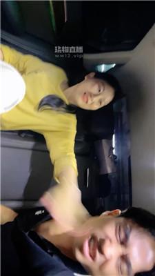 【刘二狗】车内调-不穿袜子捂臭脚 JS250822-5