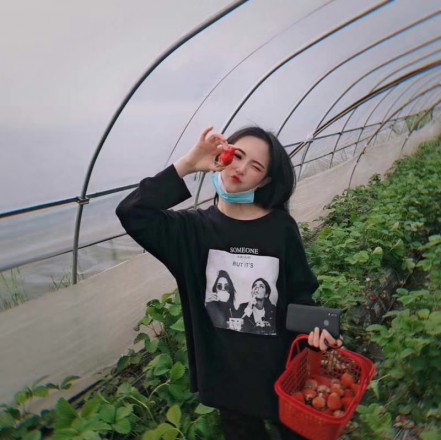 舞蹈演员晓晓的黑丝肉丝诱惑踩踏