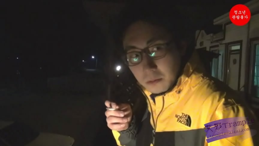 夜晚搭讪惨遭蒙眼暴打 HAN-29