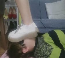 【傲柔】小白鞋白袜踩脸/踩脖子/跳踩 bf8833