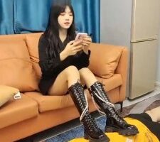 【万灵】黑靴踩踏+插嘴深喉 bf17704