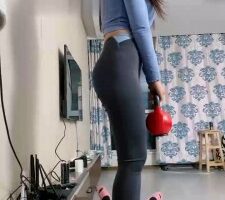 【麋鹿银儿】当着素人面tj-踩踏/骑马/虐打 bf21514