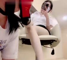 【希希子】原味高跟肉丝辱闺蜜【双视角版】 bf21690