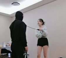 【维妮】开发女仆店小姐姐做S【双视角版】 bf22741