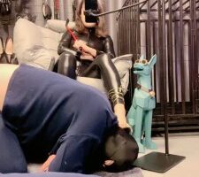 【梦露】可怜卑微的脚垫 bf24324