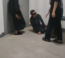 【最抗揍M】楼道间3S-群调踢踹踩踏 bf2744