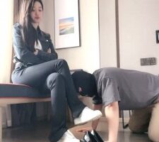 【上海赵丽颖】监督贱狗舔脏鞋 bf27815