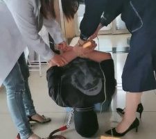 【美容院S】开发女奴暴打老公-骑马坐垫/捆绑鞭打 JS23050701