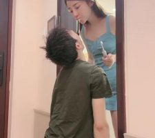 【领主老大】伺候晨起-人体板凳/全体重踩踏/踩舌/深喉插吐 bf27932