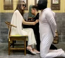 【沅芷大人】双奴下跪/轮流鞋抽耳光/掐乳 JS23090611