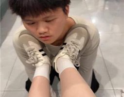 【琳儿】学生主脏鞋白袜肉丝气味控制【上】 bf34726