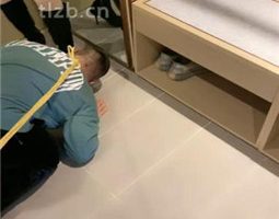 【酒鸽】双S-人体烟灰缸-长靴小白鞋踩/踩踏/骑马/闻臭白袜 bf34959