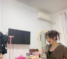 【丹丹】圈养狗奴喂食-圣水做饭-闻长靴臭脚-加官窒息 bf35177