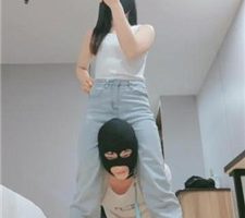 【妮蔻】骑狗脖/提档/腿绞/脏鞋踩踏/插嘴揪耳朵 bf37308