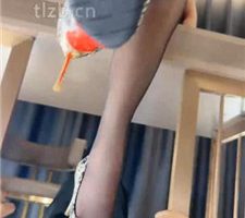 【潘妮女王】喂口水/黑丝高跟美腿踩虐 bf37501