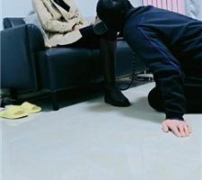 【文文文文】双S素人-跪舔脏鞋底/长靴踩狗/闻鞋【双视角版】 JS240115-9