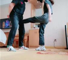 【美娜格格】堵嘴/闻袜窒息/耳光提档挨揍/深喉 bf38219