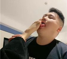 【冷御大大】近距离裸足恋足狂舔 bf38420