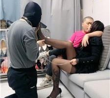 【伊兮夫妻】绿帽专场-夫妻接吻踩绿帽 bf39527