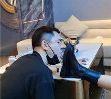 【文文文文】KTV-做陪酒小妹的狗奴 bf39654