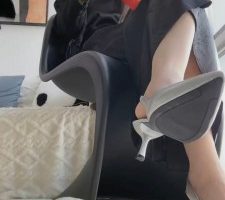 【柒柒学姐】母畜-sp/打手心/高跟踩/下跪按摩 JS240401-8