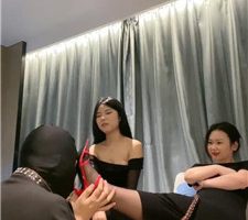 【程雪】3S-轮流舔脏高跟/全体重踩踏/臭脚捂脸【三视角版】 bf40266