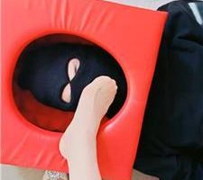 【媚娘】超臭肉丝脚踩狗脸 bf40302