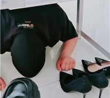 【美容院】技师S的脚下奴 JS240508-2