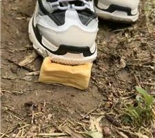 【苒溪】户外脏鞋踩棉袜喂食/碾压踩 bf41905