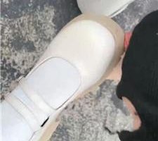 【夏十七】户外跪舔脏鞋白袜 JS240522-5