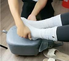 【语小心夫妻】绿帽奴下跪伺候 JS240722-16