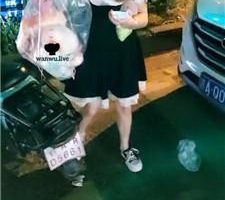 【狗哥】真实刺激-户外开发搭讪买原味 JS240722-38