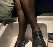 【狗哥】舔素人小姐姐的皮鞋黑丝 bf44010