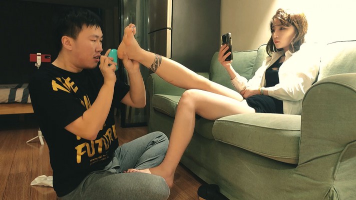 『红颜榜』领主脚深喉插吐捅破嗓子眼（下部） YC-240928-5