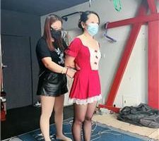 【海月】把小三母狗吊起来虐 JS241013-5