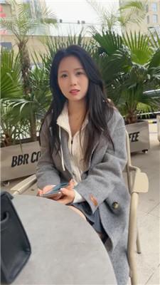 【狗哥】步行街开发长靴白丝小姐姐踩虐 bf47350