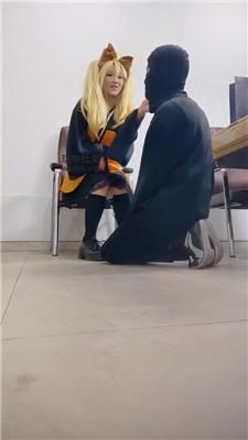 【女生也能很暴力】大学城开发cos女神S-皮鞋及膝袜虐杀【上】JS241201-45