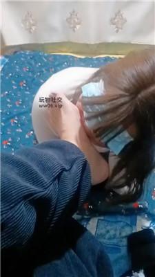 【伪娘和人妻】变装cd疯狂舔脚丫 JS241211-45