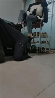 【文文文】素人S-短靴踩踏/白船袜蹂躏狗脸 bf48504