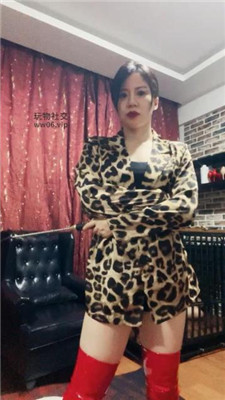 【冷颜】囚禁狗笼体验犬化 JS241223-3