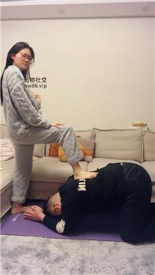 【埋汰】玉足踩踏踢踹/骑马狗爬 JS250102-29