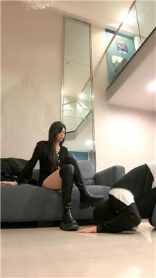 【esse】御姐范长靴踩虐 bf49014