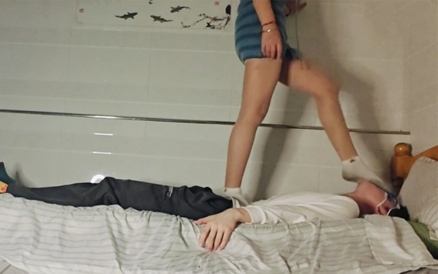 【啦啦啦】杺月女王超臭原味暴力踩踏 ACYC-4210