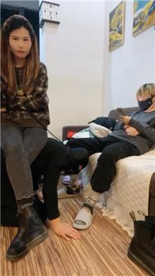 【安主子】情侣主-当男友面虐绿帽 JS250214-3