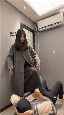 【狗哥】开发素人S-毛拖鞋白袜虐 bf50660