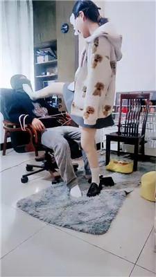 【女王大人】白袜脚踢踹踩踏 JS250309-31